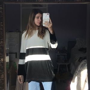 Long sleeve b&w top